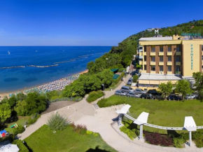 Гостиница Hotel Promenade  Габичче-Маре